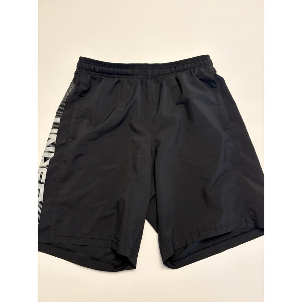 Under Armour HeatGear Shorts Mens Medium Black Loose Athletic Running Training